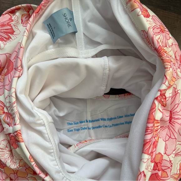 Shade & Shore Floral Swimsuit - Picture 6 of 6